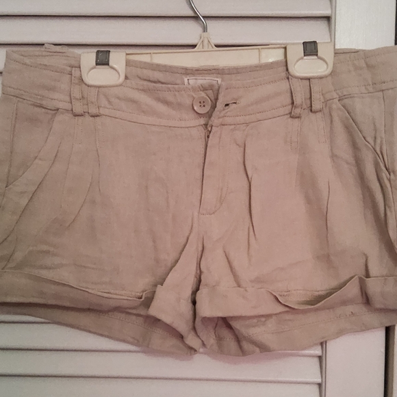 Pants - 10 for $10 🔥Women's Tan Shorts🔥